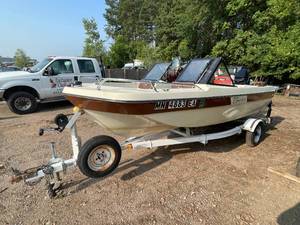 lot 6A image: 1979 Forester 16ft Boat
