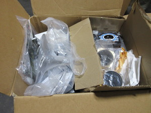 lot 106 image: MIXED ELECTRONICS - MOSTLY NEW