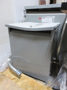 lot 118 image: REX MANUFACTURING TRANSFORMER