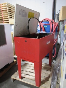 lot 126 image: GRAYMILLS PARTS WASHER