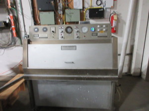lot 129 image: QUV ACCELLERATED WEATHERING TESTER
