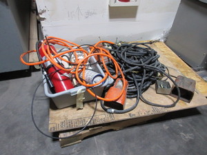 lot 151 image: HEAVY DUTY POWER CORDS AND FOOT PEDAL CONTROLS