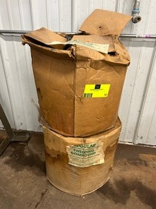 lot 12 image: 2 Boxes of Sweeping Compound for Wood and Concrete Floors