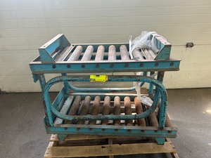 lot 14 image: Forklift Battery Changing Station