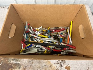 lot 46 image: Huge lot of Chucking Reamers