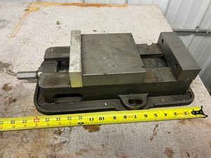 lot 53 image: ANG Lock Precision Machining Vice