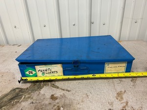 lot 64 image: Parts Box