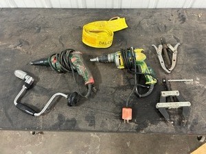 lot 75 image: Lot of misc tools.