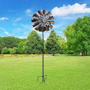 lot 22 image: Metal Farm Wind Spinner