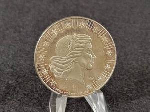 1981 World Wide Mint 1oz .999 Fine Silver Round