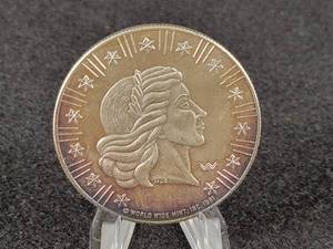 1981 World Wide Mint 1oz .999 Fine Silver Round