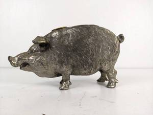 lot 991 image: Vintage Metal Pig Cigar and Match Holder