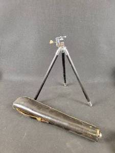 lot 1069 image: Vintage MINETTE Tripod in Leather Case