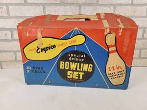lot 951 image: Vintage EMPIRE Family Bowling Game - Complete with Original Box