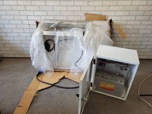 lot 578 image: SunWize Photovoltaic Module Model No. 110Wp - Includes Mount and Control with Battery - NO SHIPPING