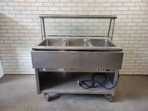 lot 540 image: Seco-Matic 3-Pan Hot Food Serving Counter - Model No. DME-3PTS, 220V 1ph - Good Working Condition - NO SHIPPING
