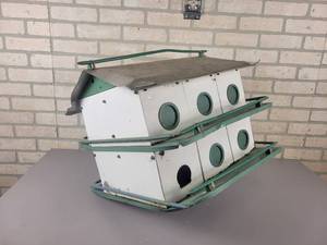 lot 668 image: Tin Birdhouse - NO SHIPPING