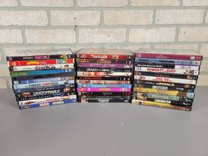 lot 675 image: Large Lot of Assorted DVDs