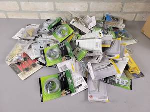 lot 687 image: Large Lot of NEW Packs of Assorted Hardware
