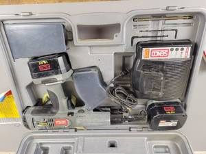lot 688 image: Senco 18.0V DuraSpin Screw Fastening System Model No. DS275-18V - NO SHIPPING