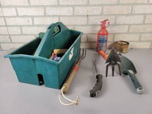 lot 718 image: Lot of Gardening Tools in Carrying Case and More - NO SHIPPING