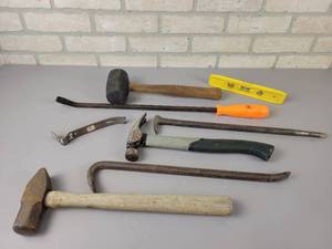 lot 756 image: Blue-Point BH142 maul, Crowbar, Rolling Head Pry Bar and More