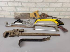 lot 779 image: 24 TRIMONT Pipe Wrench, Saws and More - NO SHIPPING