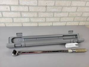 lot 806 image: ATD Model 112 Click Type 12 Drive Torque Wrench with Case