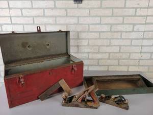 lot 811 image: Steel Toolbox with DUNLAP Plane and More - NO SHIPPING