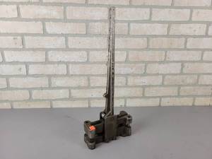 lot 822 image: GreenLee Model 1810 12 EMT Offset Bender