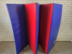 lot 839 image: Mancino Folding Gym Mat - Approx. 10 x 5 - NO SHIPPING