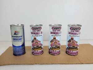 lot 40 image: Lot of (4) Motor Oil Pint Cans - (3) Wynns Snomobile Oil and (1) Evinrude Lubricant
