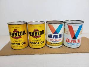 lot 39 image: Lot of (4) Motor Oil Quart Cans - (2) Pennzoil and (2) Valvoline