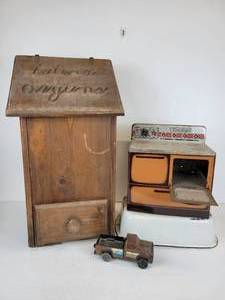 lot 175 image: Vintage Taters & Onyuns Cabinet, Sunny Suzy Tin Oven, Tonka Truck, and Enamel Pan - NO SHIPPING