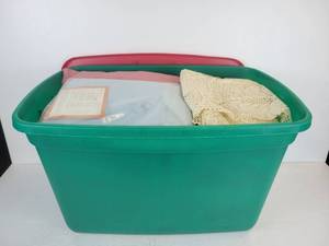 lot 237 image: Lot of Vintage Textiles - Tablecloths, Sheets, and More - NO SHIPPING