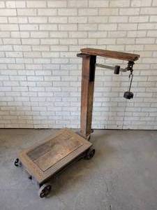 lot 246 image: Antique Hudson Thurber Platform  Grain Scale - Minneapolis, MN - NO SHIPPING