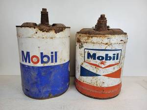 lot 32 image: Pair of Mobil Oil Cans - NO SHIPPING