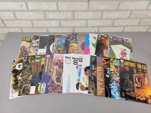 lot 208 image: Lot of (25) Assorted Comic Books