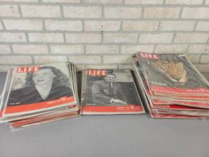 lot 16 image: (40) 1930s, 1940s and 1950s Issues of LIFE Magazine - All are in Plastic Sleeves
