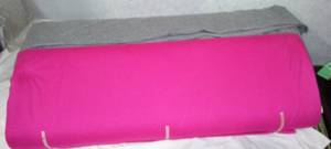lot 145 image: T shirt knit, Gray and Pink.