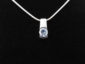 .925 Sterling Silver Faceted Topaz Pendant Necklace