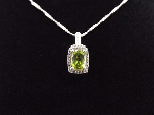 .925 Sterling Silver Peridot Crystal Pendant Necklace