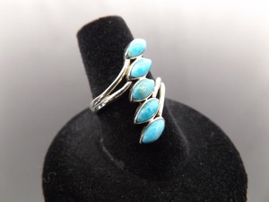 .925 Sterling Silver Turquoise Leaf Ring Size 7.75