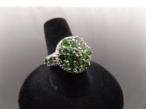 .925 Sterling Silver Emerald Crystal Ring Size 8