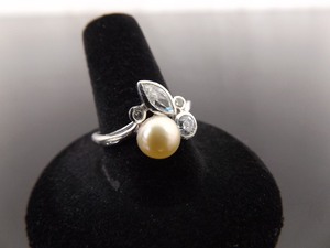 .925 Sterling Silver Genuine Pearl Crystal Ring Size 8.75