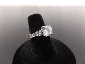 .925 Sterling Silver Zirconia Engagement Ring Size 6