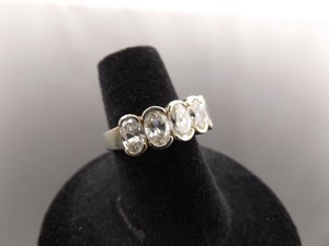 .925 Sterling Silver Zirconia Ring Size 6