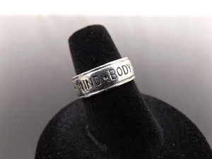 .925 Sterling Silver LOVE PEACE MIND BODY SPIRIT Ring Size 5.75