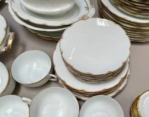 lot 102 image: Victoria Austria Fine China Set