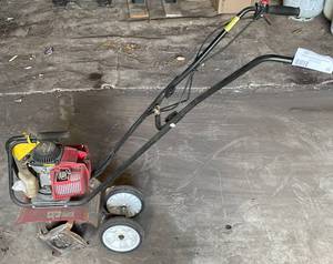 lot 42 image: Honda Harmony FG100 Small Garden Tiller 